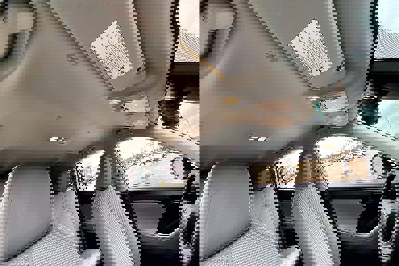 Used 2023 Toyota Highlander LE image 12