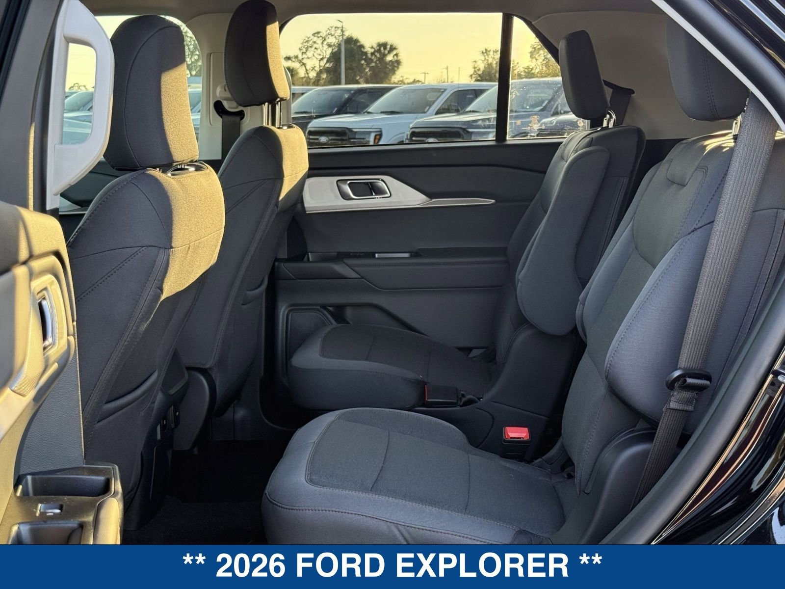 New 2026 Ford Explorer Active RWD image 11