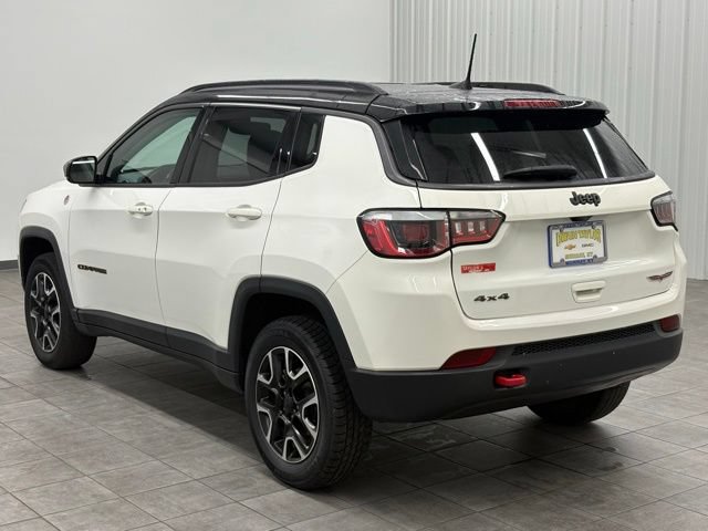 Used 2020 Jeep Compass Trailhawk AWD/4WD image 4