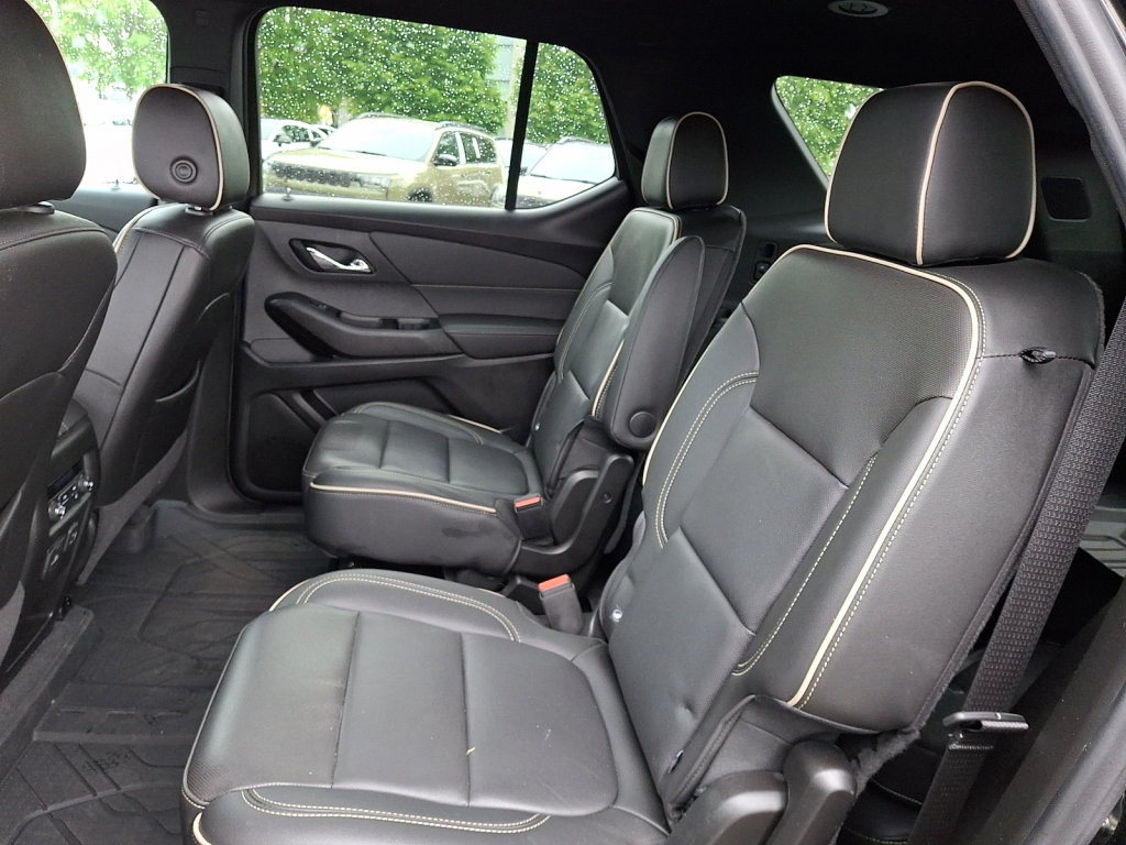 Used 2023 Chevrolet Traverse Premier AWD/4WD image 20