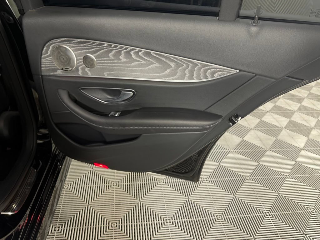 Used 2022 Mercedes-Benz E 350 Sedan image 28