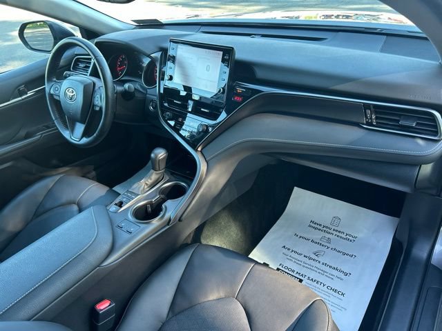 Certified 2022 Toyota Camry XSE FWD image 34