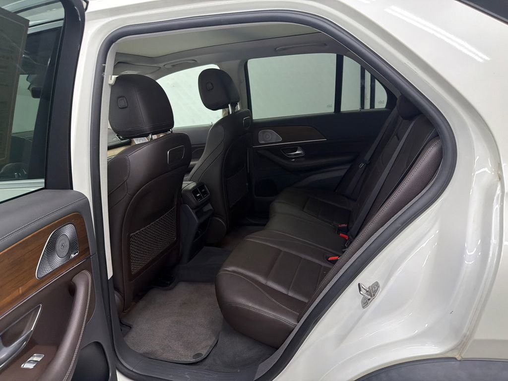 Used 2020 Mercedes-Benz GLE 350 4MATIC w/ Airmatic Package image 23