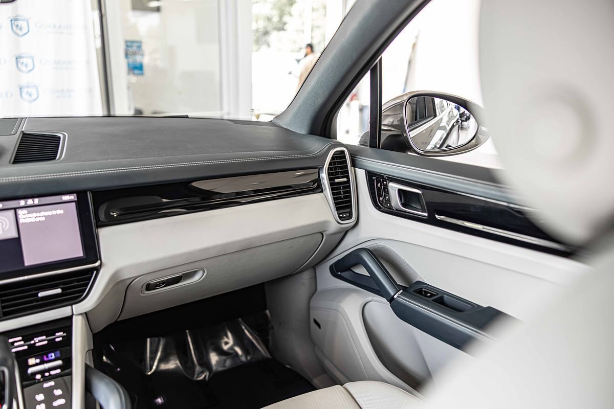 Used 2021 Porsche Cayenne E-Hybrid AWD/4WD image 41