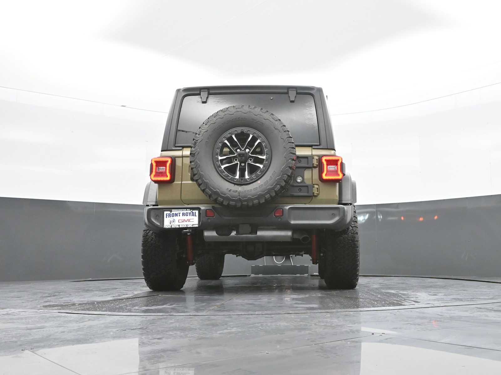 Used 2025 Jeep Wrangler Sport image 49