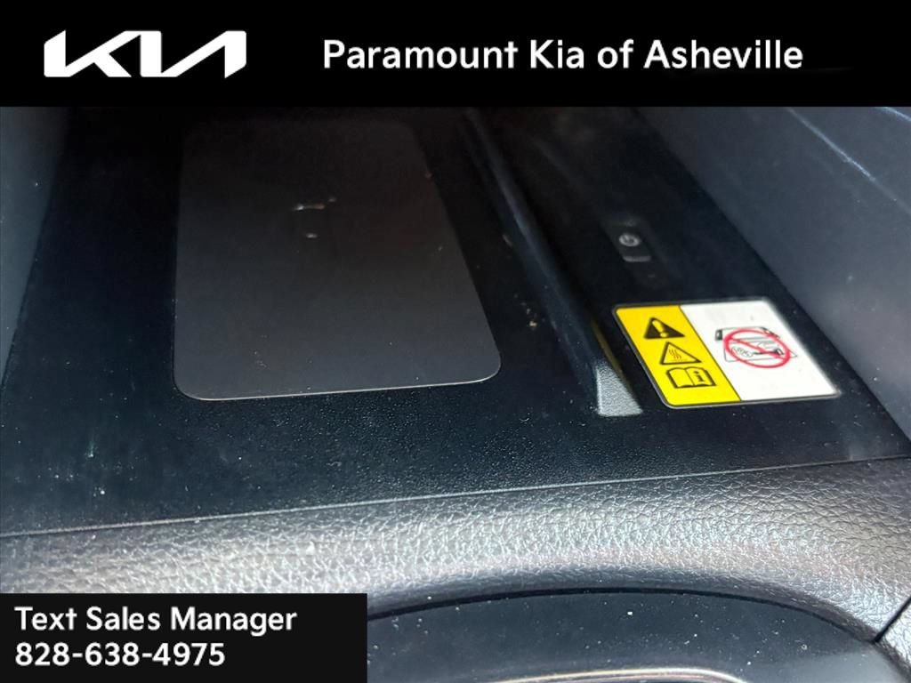 Used 2023 Toyota Corolla Cross LE FWD image 15