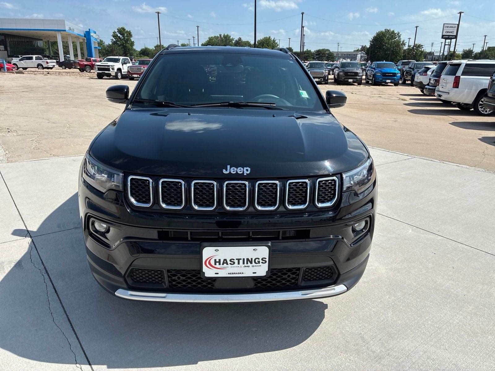 Used 2023 Jeep Compass Limited AWD/4WD image 9