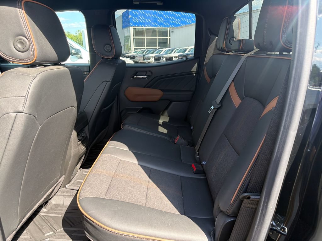Used 2026 GMC Canyon AT4 AWD/4WD image 23