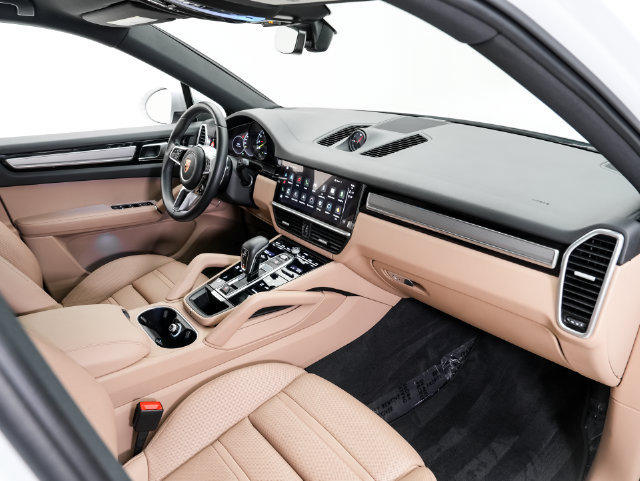 Certified 2023 Porsche Cayenne Platinum Edition AWD/4WD image 25