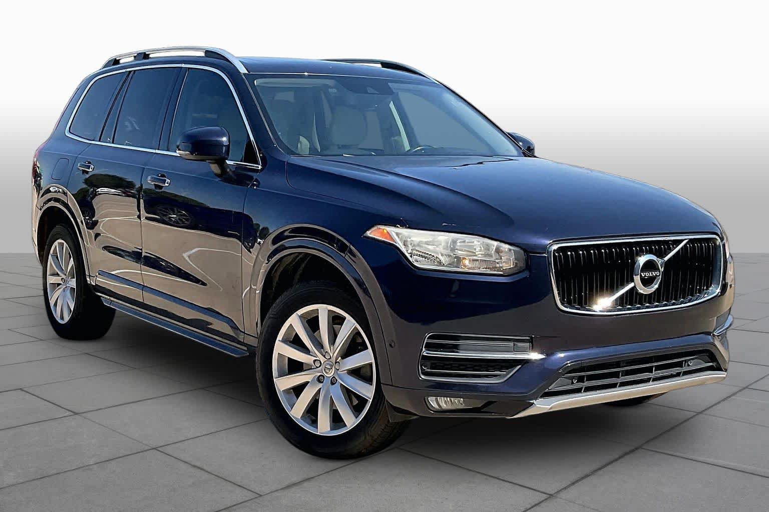 Used 2016 Volvo XC90 T6 Momentum w/ Convenience Package AWD/4WD image 3