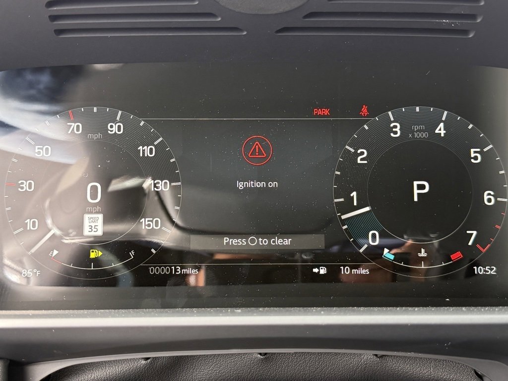 New 2025 Land Rover Discovery S image 17