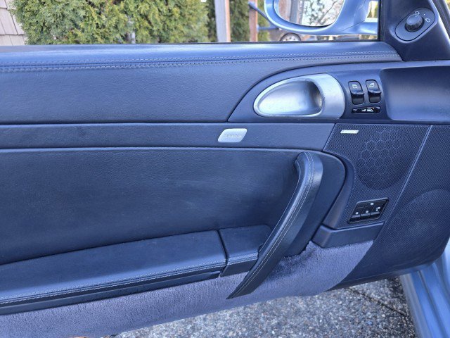 Used 2005 Porsche 911 Carrera S image 12