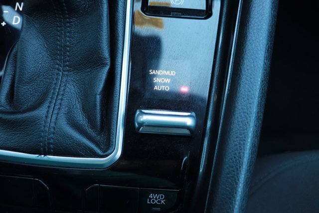 Used 2023 Jeep Compass Sport image 18