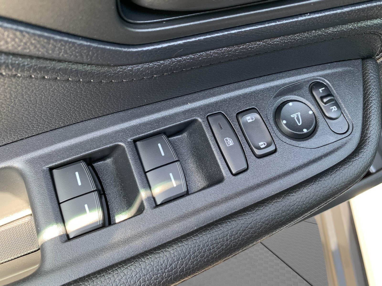 Certified 2026 Honda Odyssey EX-L image 12