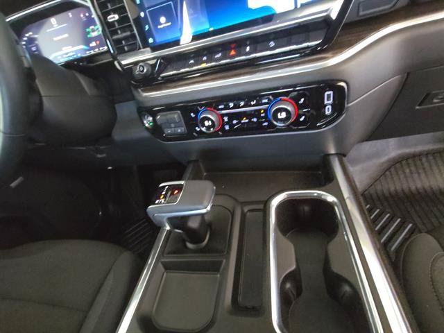 Used 2026 Chevrolet Silverado 1500 RST AWD/4WD image 15