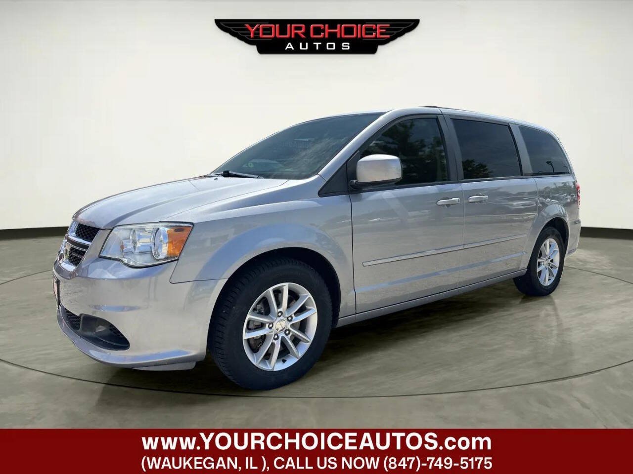 Used 2015 Dodge Grand Caravan SXT FWD image 1