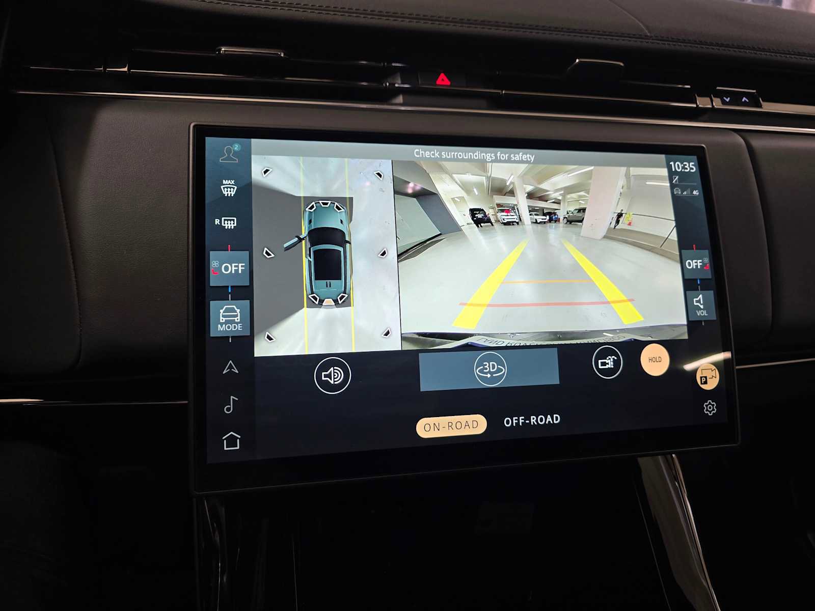 Used 2025 Land Rover Range Rover Sport image 32