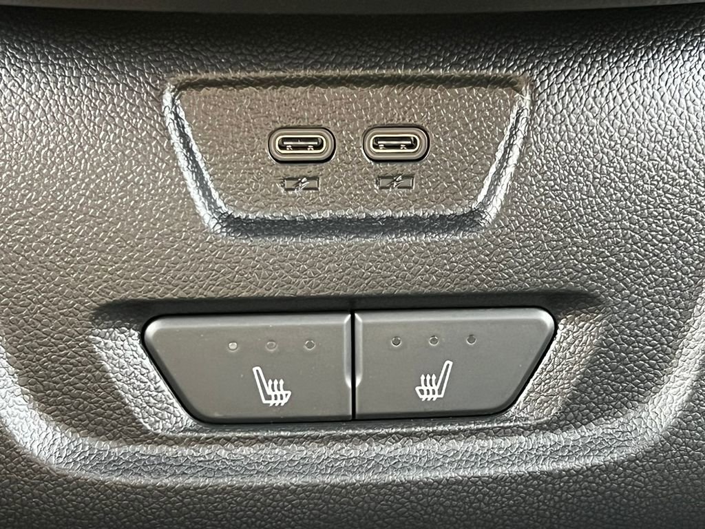 Certified 2025 Chevrolet Blazer EV RS w/ Super Cruise Package image 32