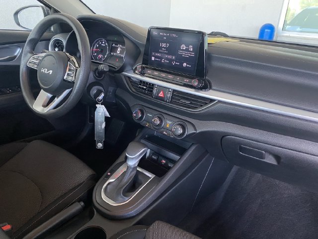Used 2022 Kia Forte Sedan FWD image 11