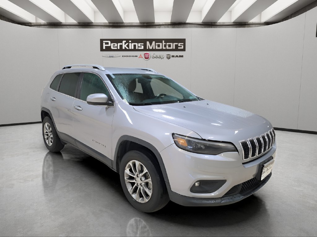 Used 2019 Jeep Cherokee Latitude Plus AWD/4WD image 10