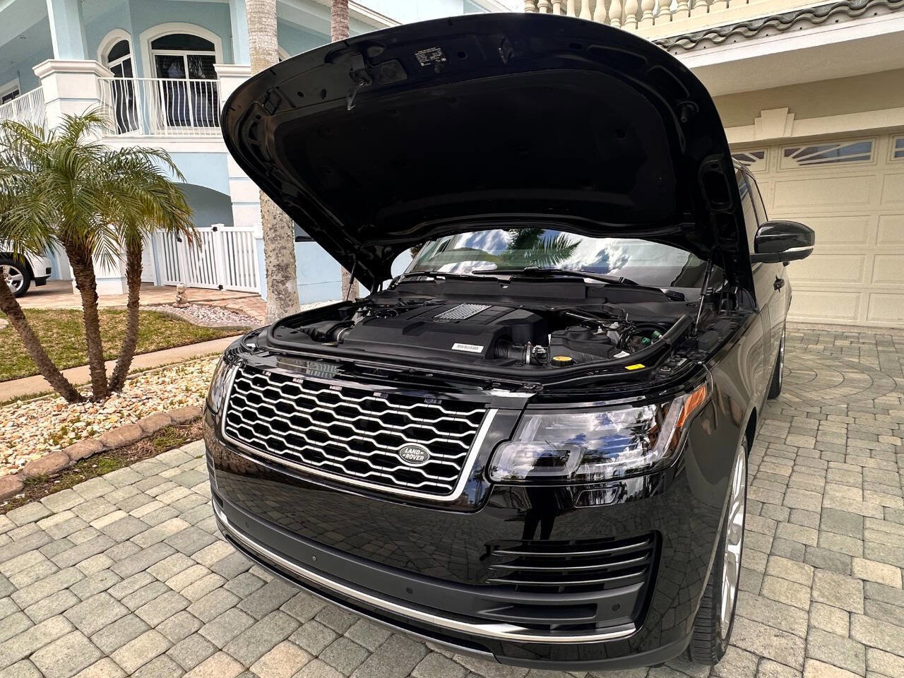 Used 2019 Land Rover Range Rover Long Wheelbase Supercharged image 44
