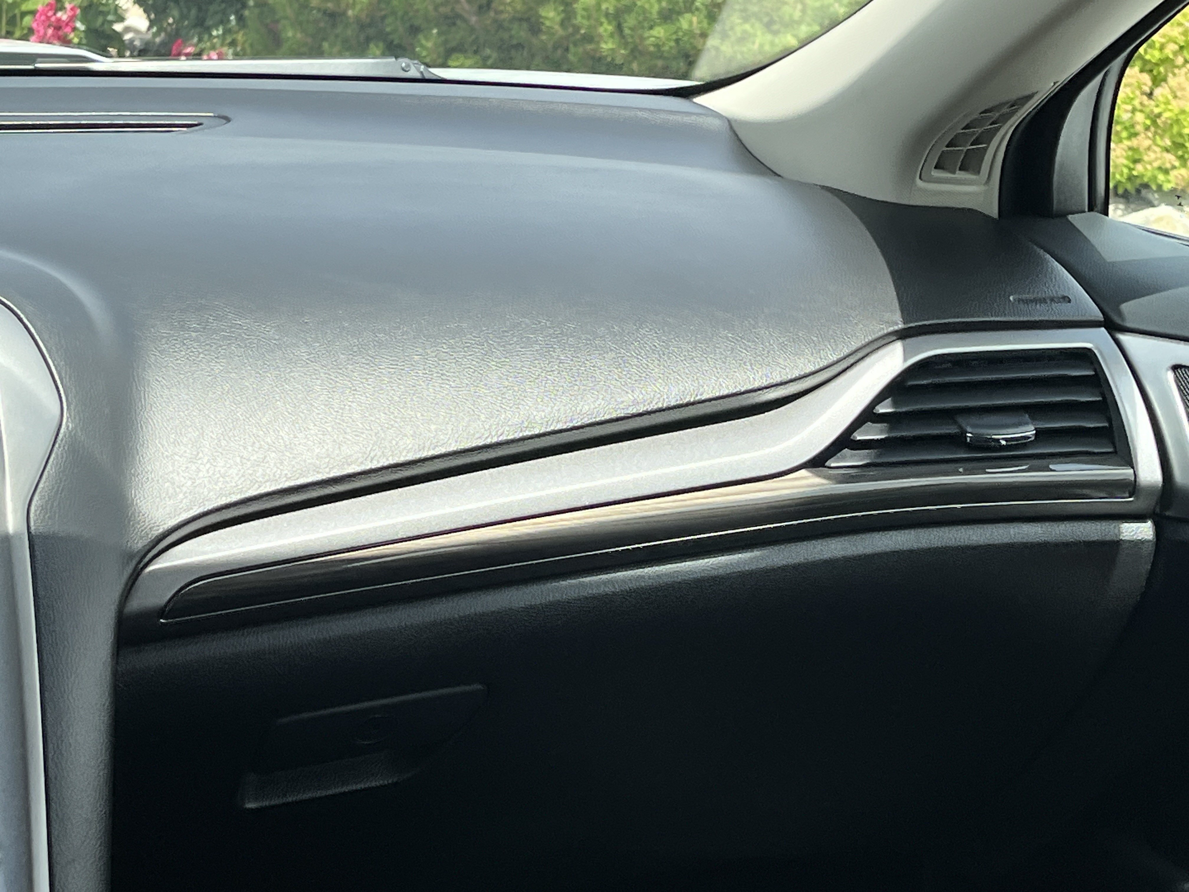 Used 2019 Ford Fusion SEL FWD image 22