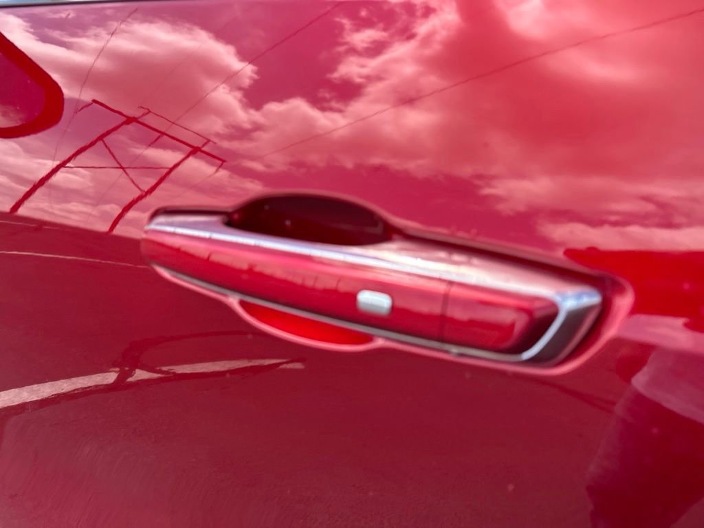 New 2026 GMC Acadia Denali w/ Super Cruise Package FWD image 9