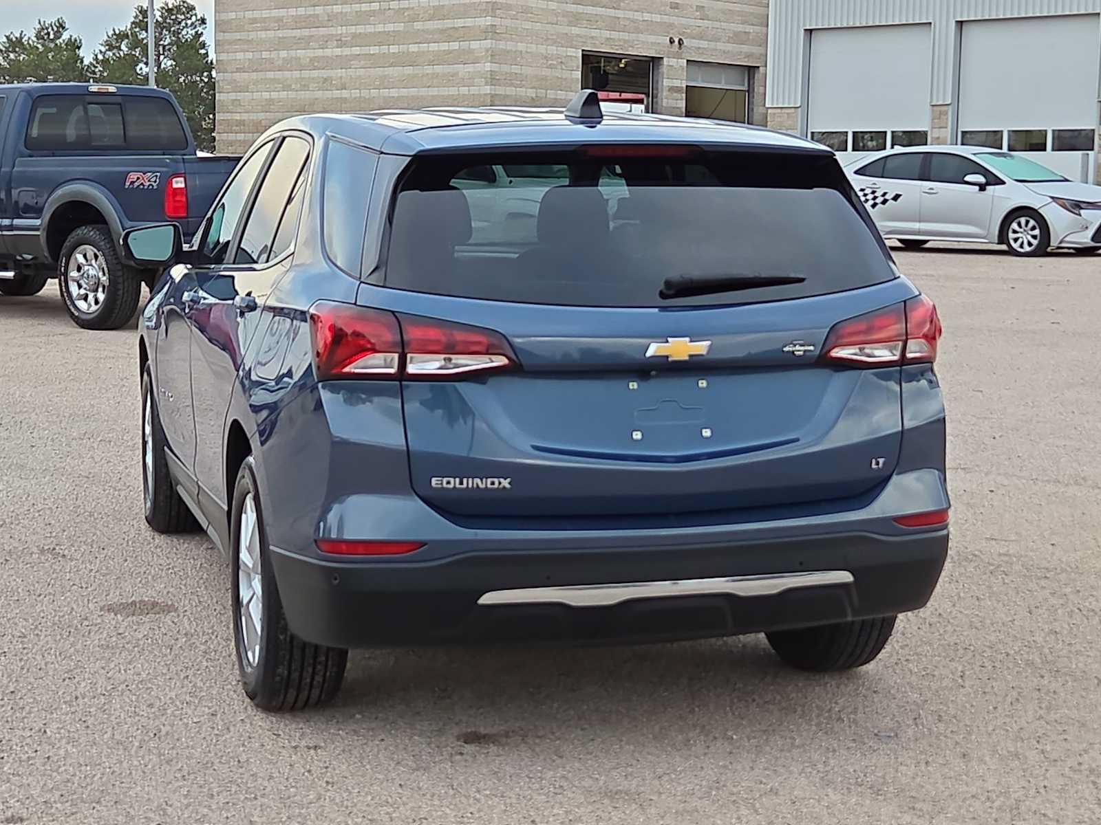 Used 2024 Chevrolet Equinox LT FWD image 7