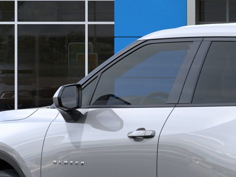 New 2026 Chevrolet Blazer LT AWD/4WD image 13
