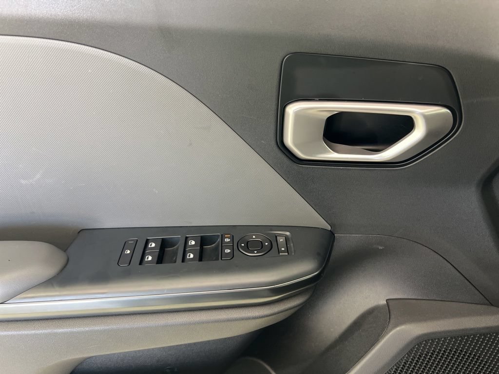 Used 2025 Kia K4 FWD image 19