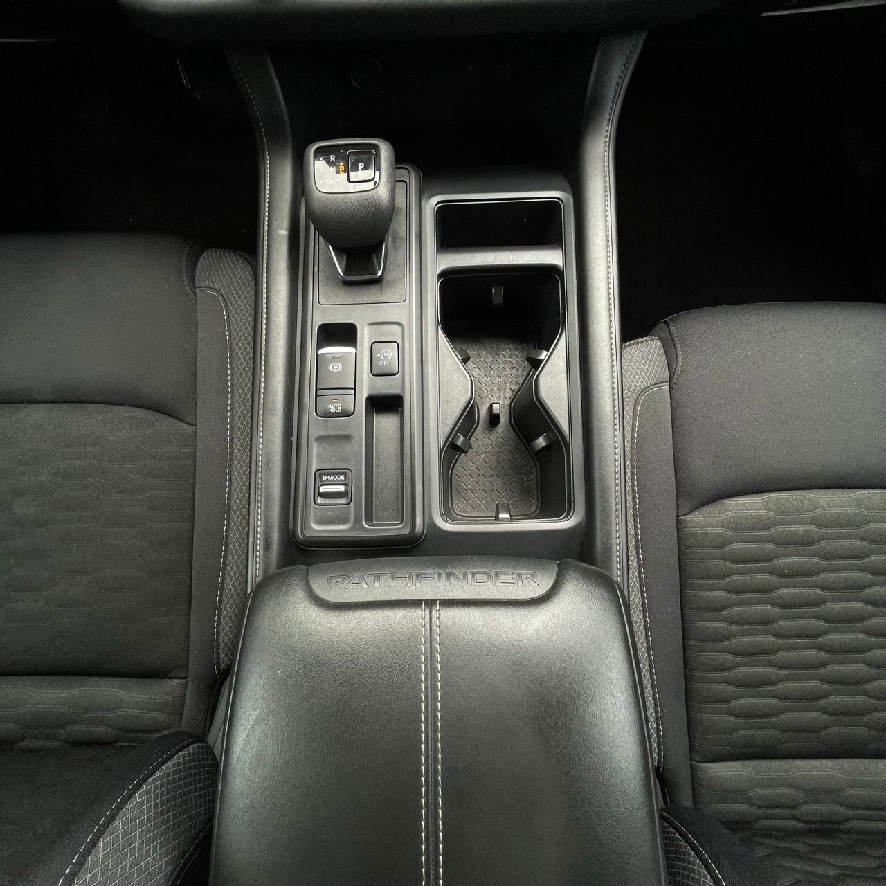 Used 2024 Nissan Pathfinder S w/ Cargo Package FWD image 19