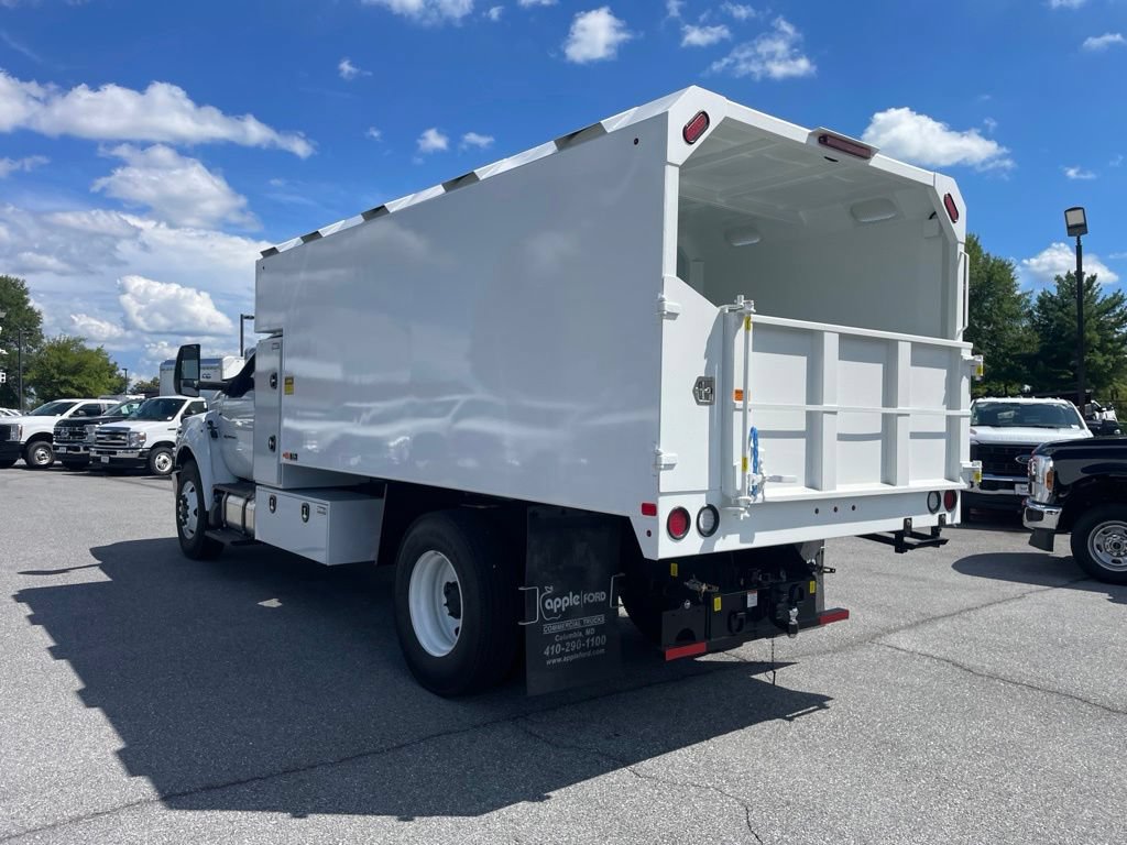 New 2027 Ford F750 2WD Regular Cab Super Duty image 8