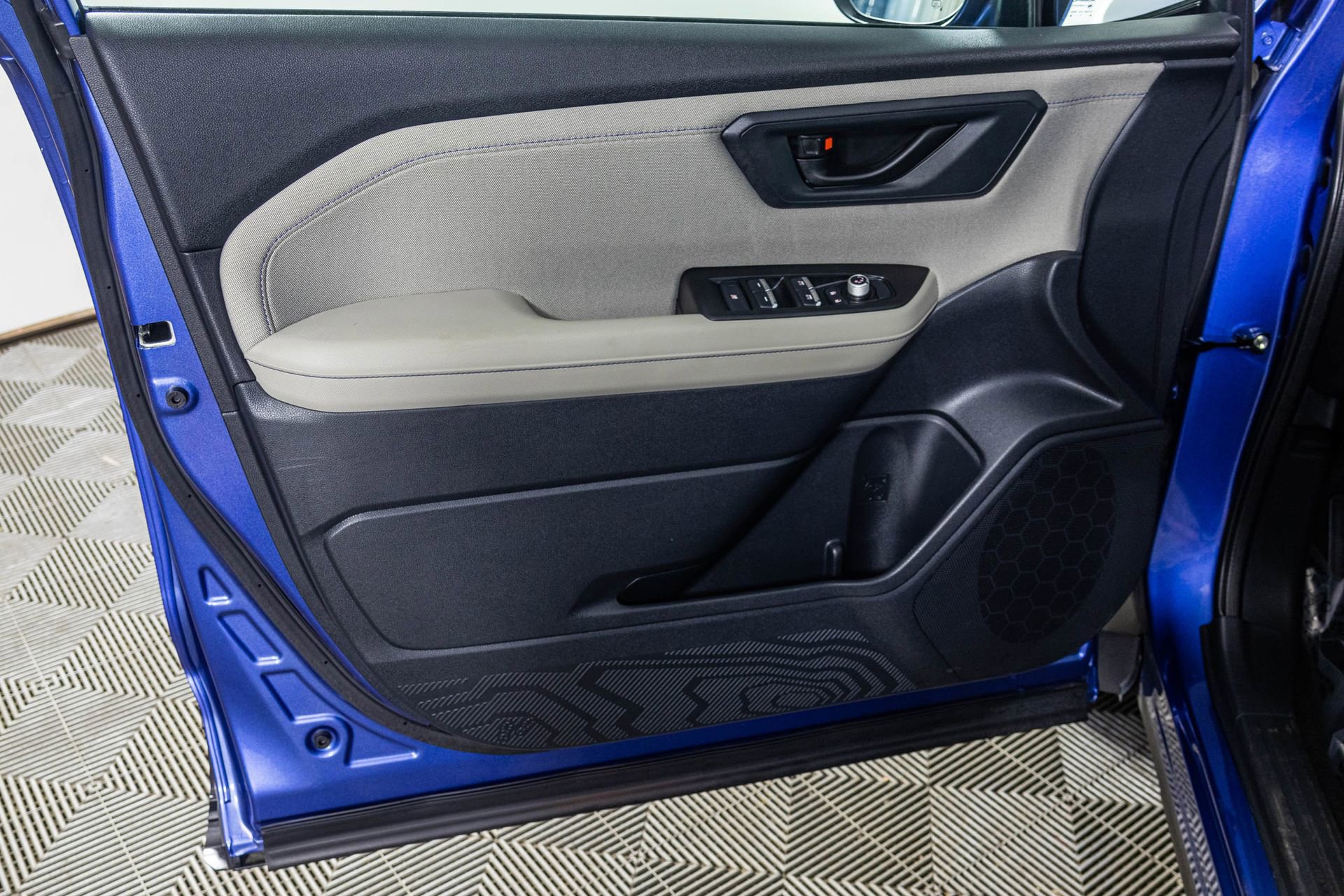 Used 2026 Subaru Forester Premium image 35