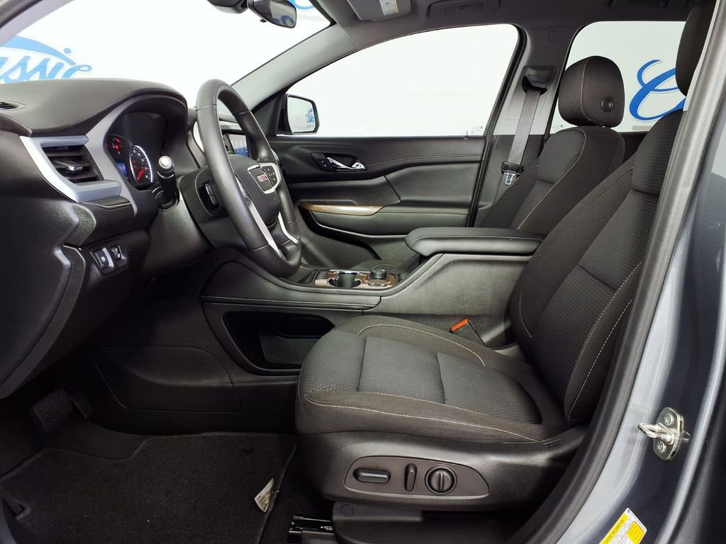 Used 2021 GMC Acadia SLE w/ Driver Convenience Package FWD image 7