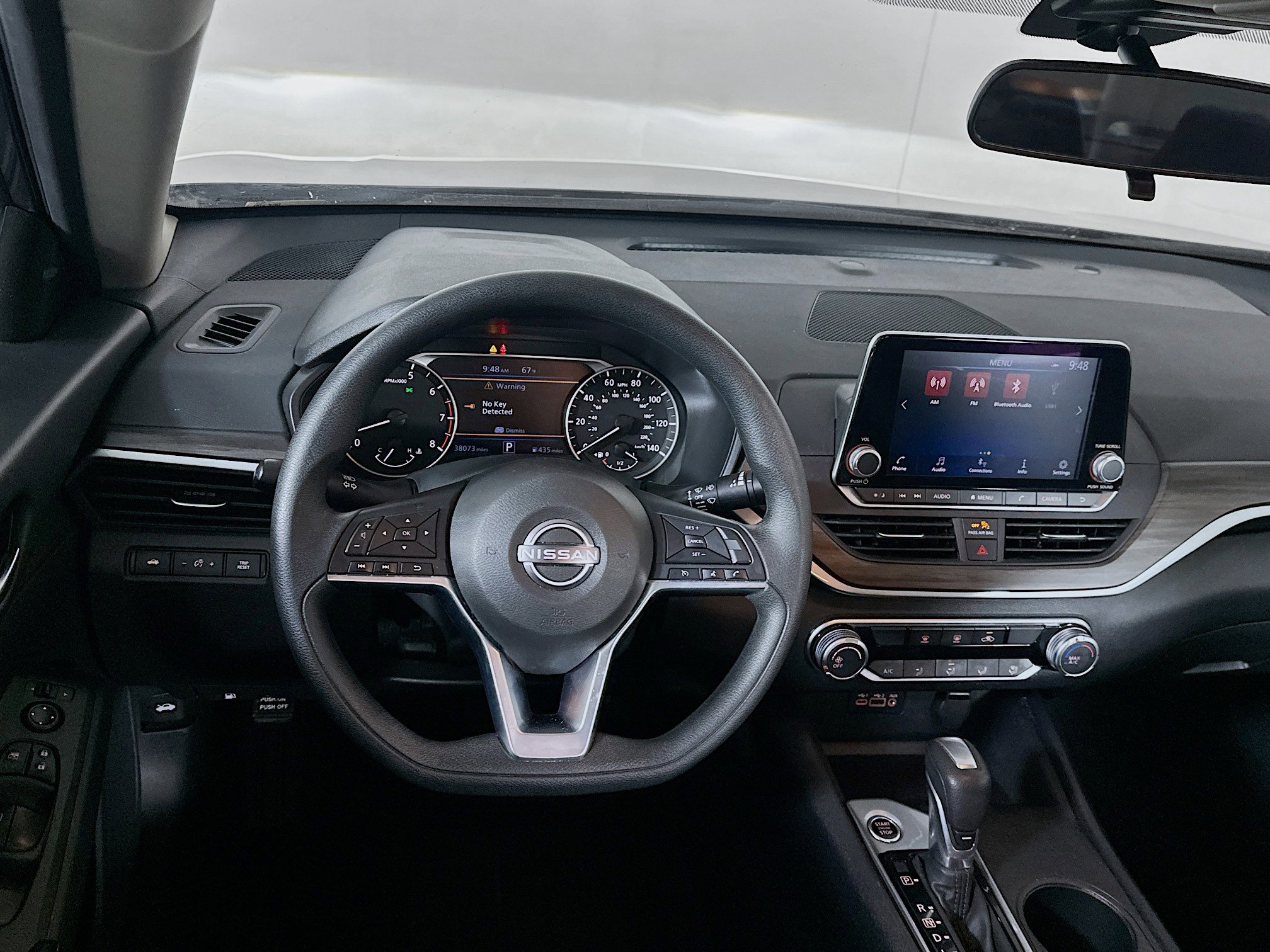 Used 2025 Nissan Altima 2.5 SV image 18