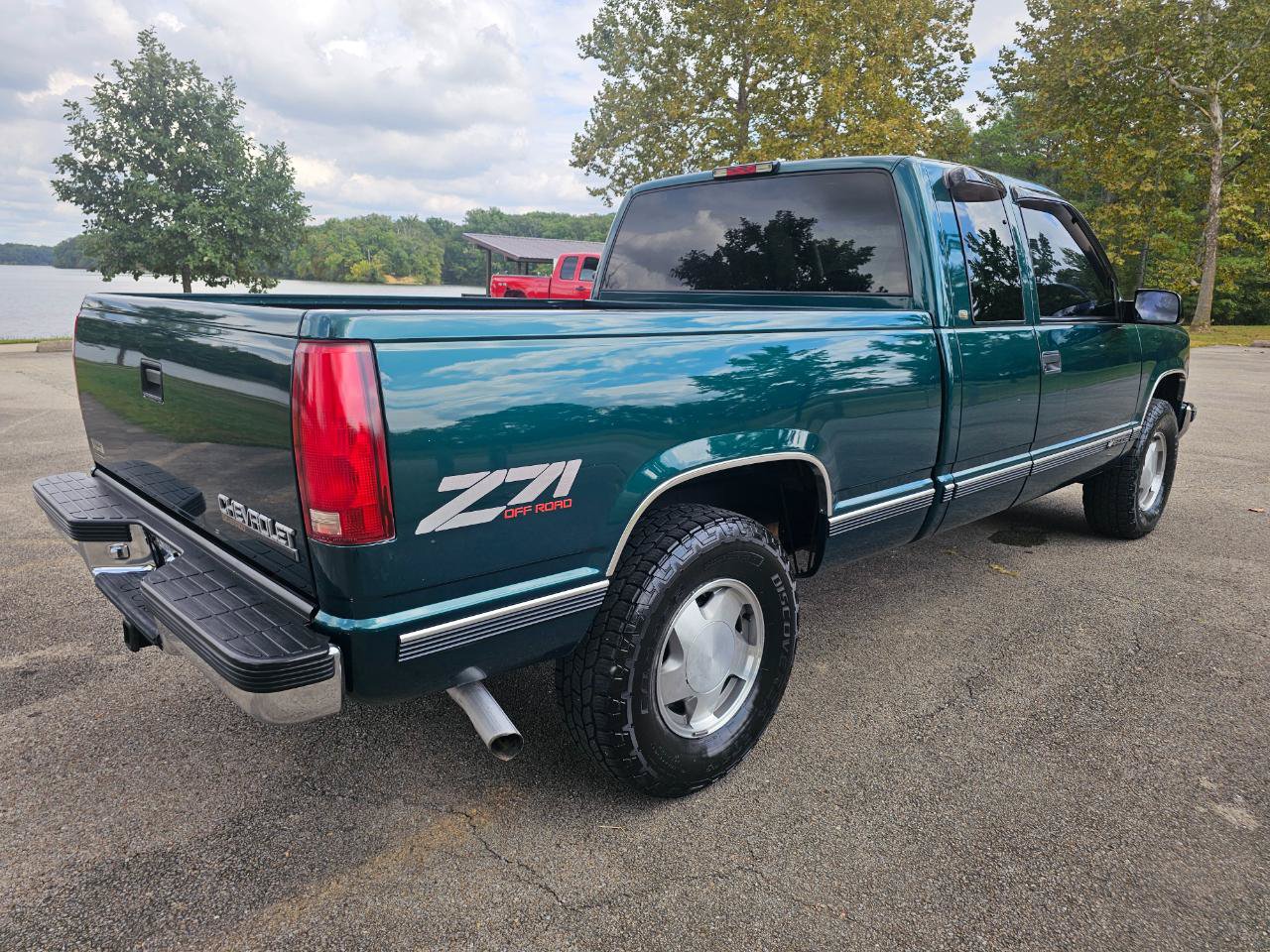 Used 1998 Chevrolet Silverado 1500 4x4 Extended Cab w/ Preferred Equipment Group 2 image 5