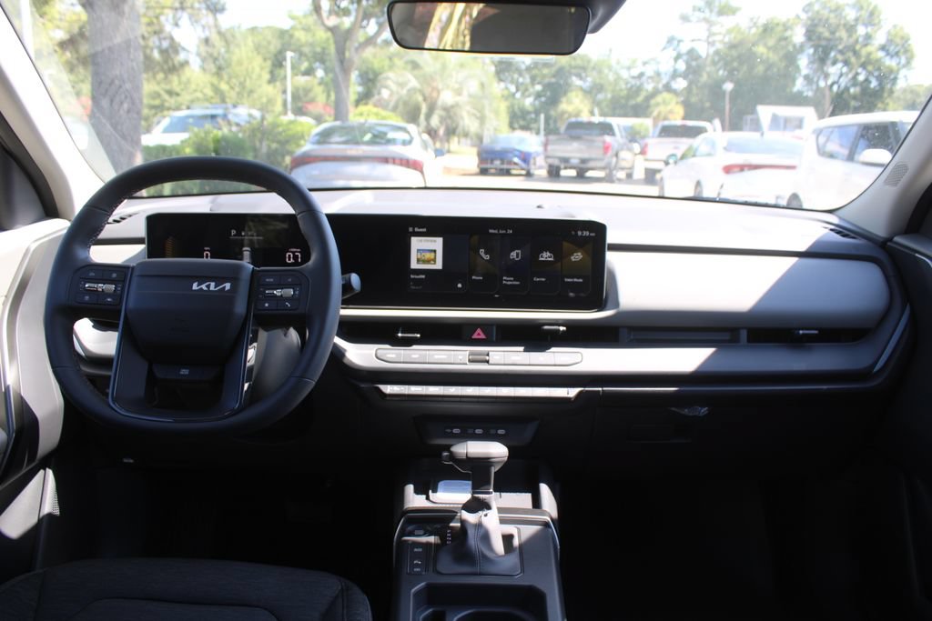New 2027 Kia Seltos S FWD image 23
