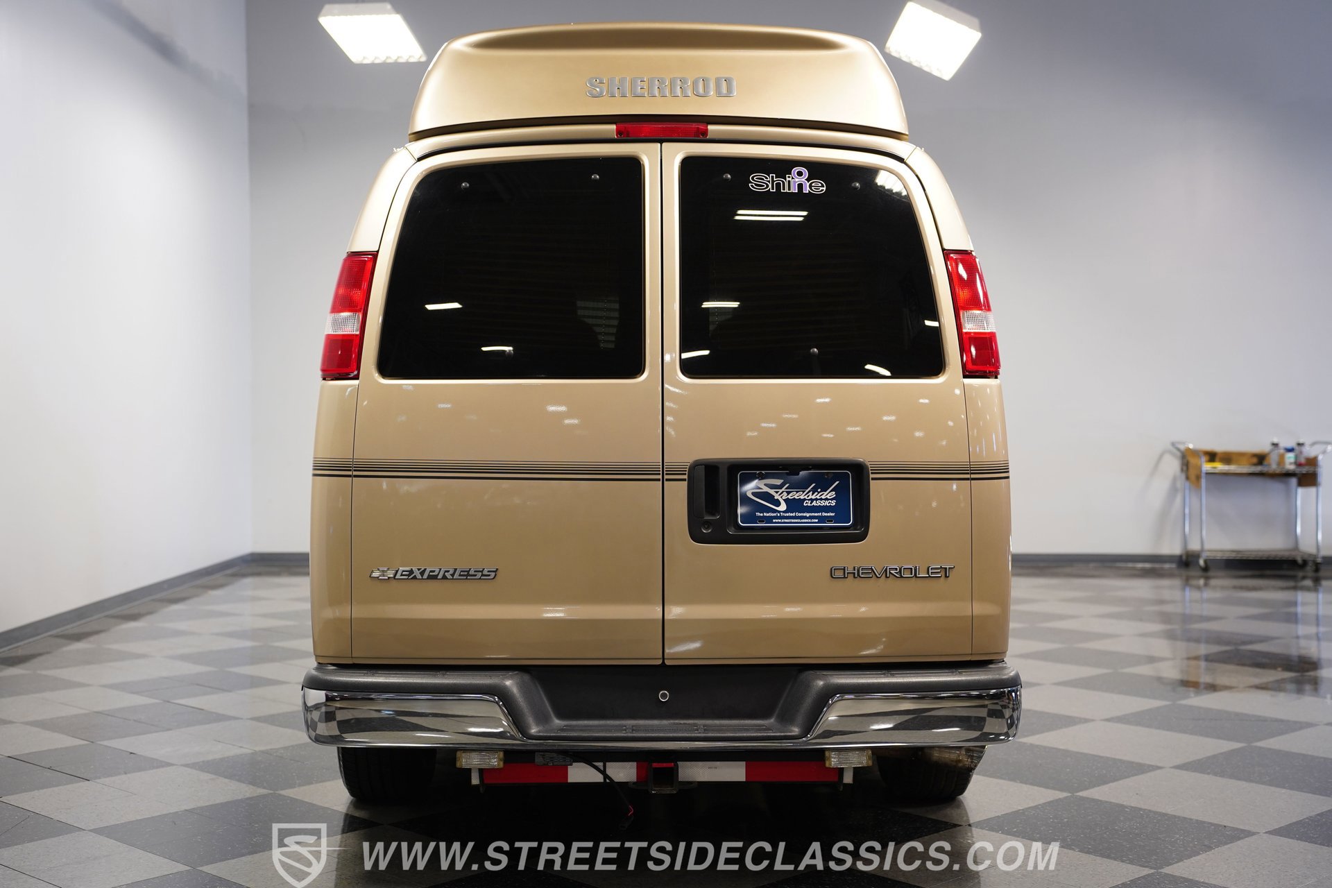 Used 2006 Chevrolet Express 1500 w/ Preferred Equipment Group image 25