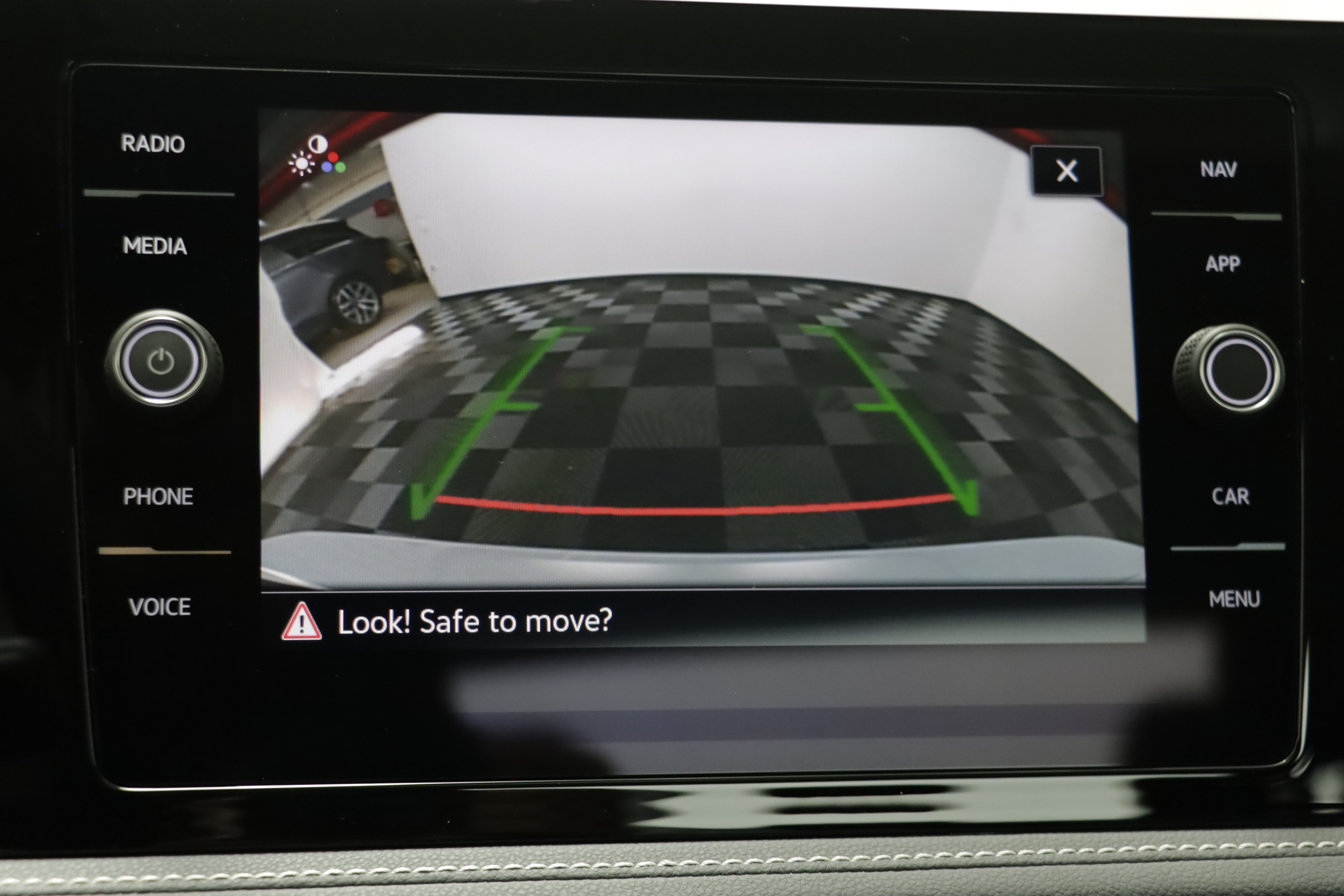 New 2027 Volkswagen Jetta SEL FWD image 11