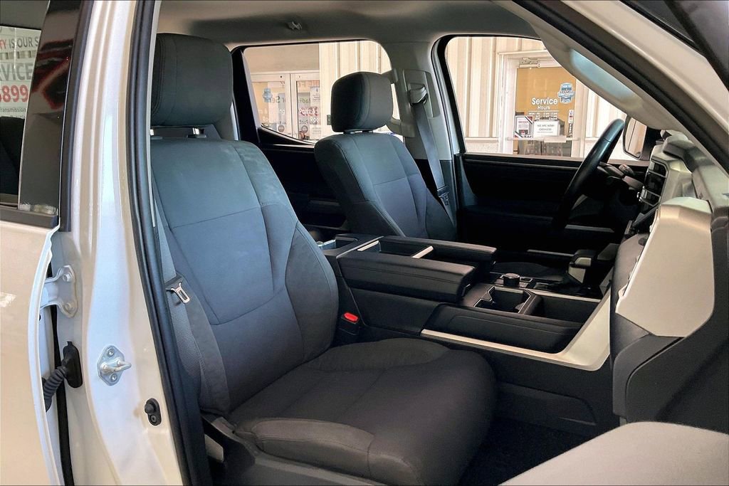 Used 2022 Toyota Tundra SR5 AWD/4WD image 22
