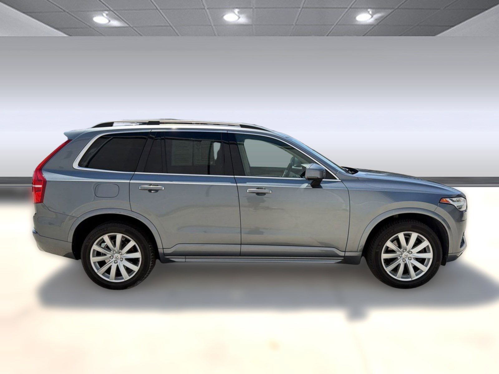 Used 2016 Volvo XC90 T6 Momentum image 8