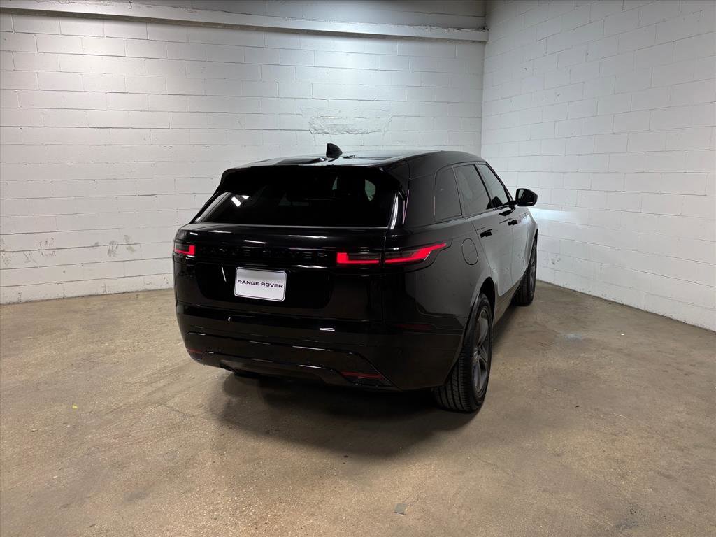 Used 2025 Land Rover Range Rover Velar Dynamic SE image 7