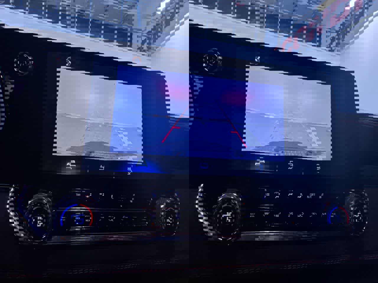 Used 2023 Chevrolet Colorado Z71 w/ Z71 Convenience Package 2 image 27