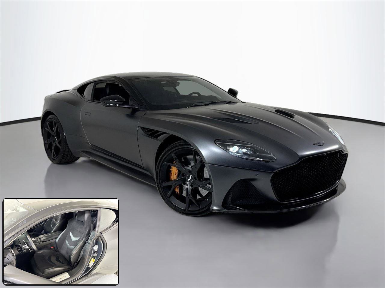 Used 2019 Aston Martin DBS Superleggera RWD image 2