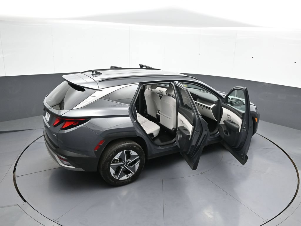 Certified 2025 Hyundai Tucson SEL AWD/4WD image 45