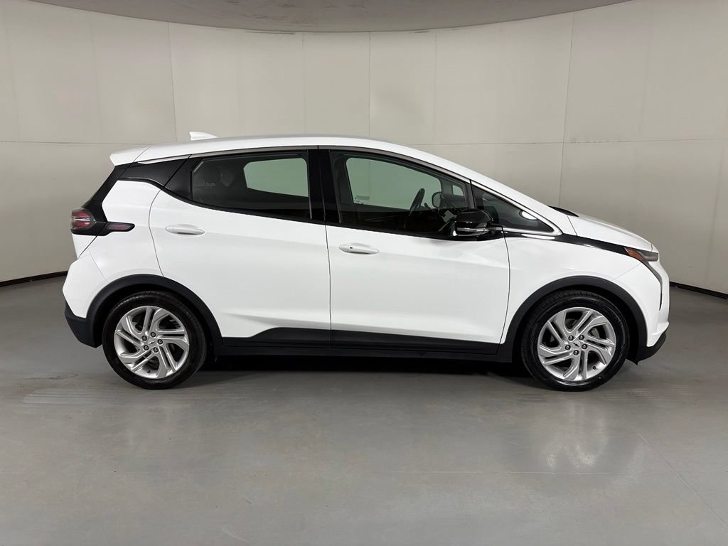 Certified 2023 Chevrolet Bolt LT w/ Driver Confidence Package FWD image 11