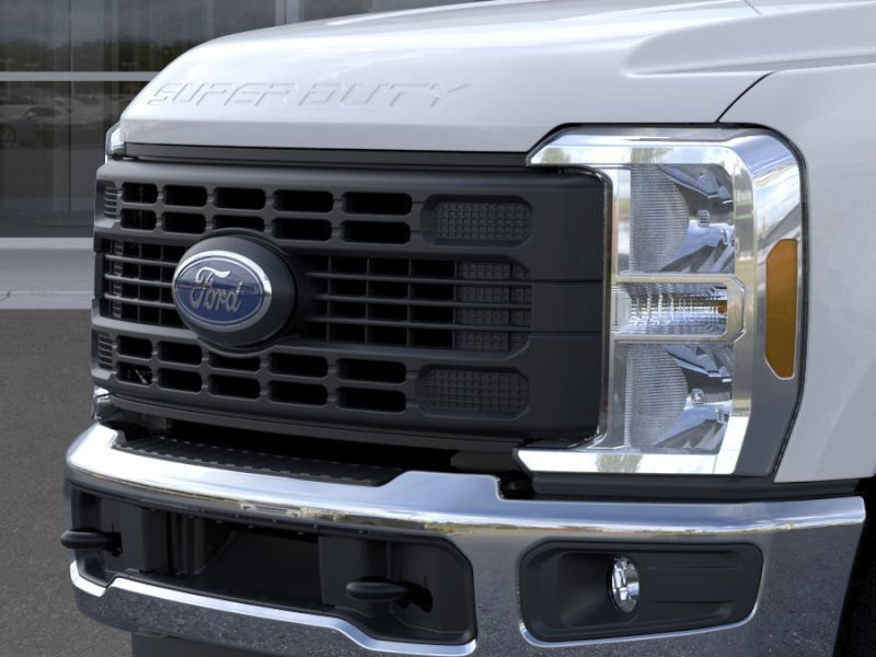 New 2026 Ford F350 XL w/ XL Chrome Package AWD/4WD image 17