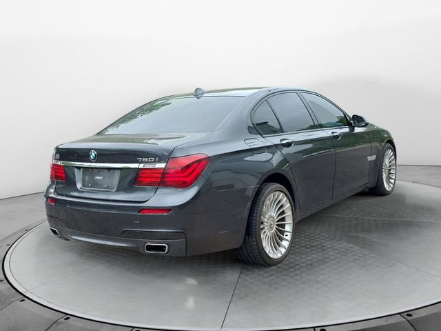 Used 2015 BMW 750i RWD image 5