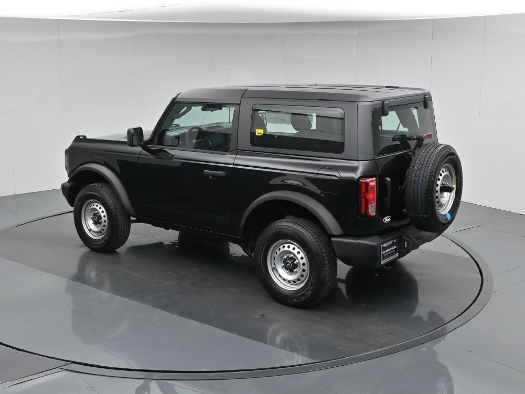 New 2026 Ford Bronco 2-Door AWD/4WD image 39