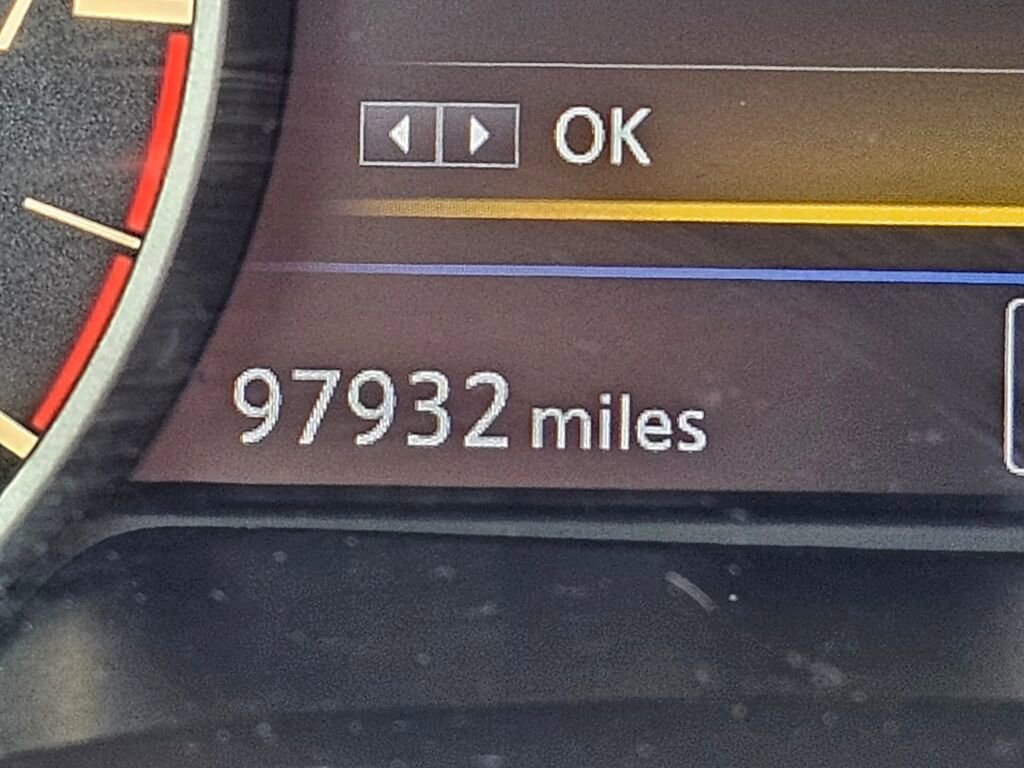 Used 2017 Nissan Maxima Platinum image 27